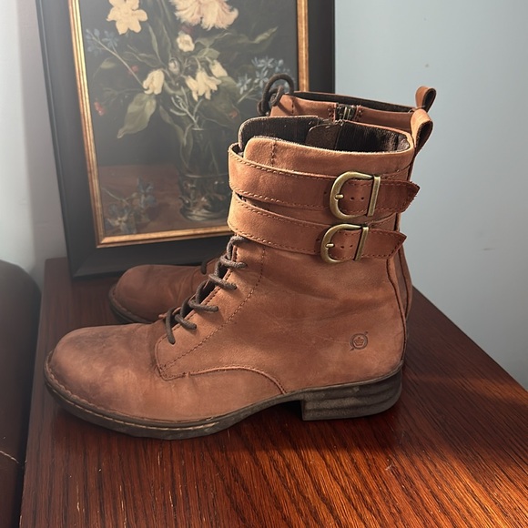 Born Camryn Lace-Up Boot (Women) - Picture 5 of 11